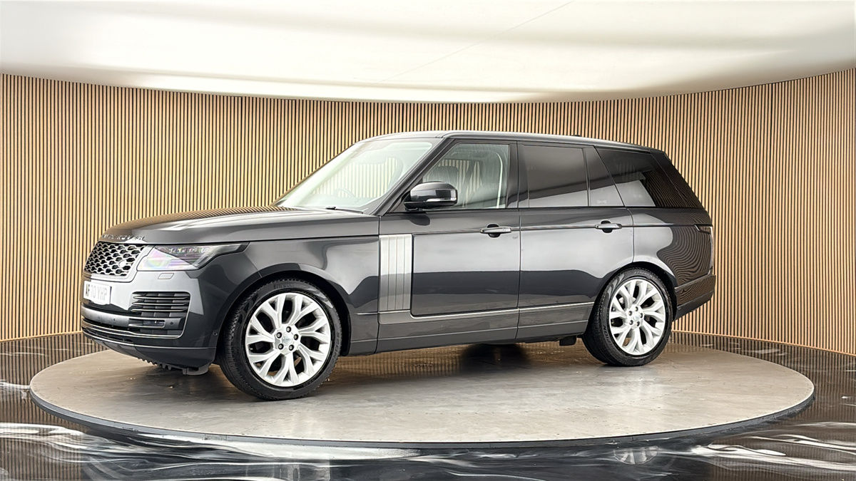 More views of Land Rover Range Rover