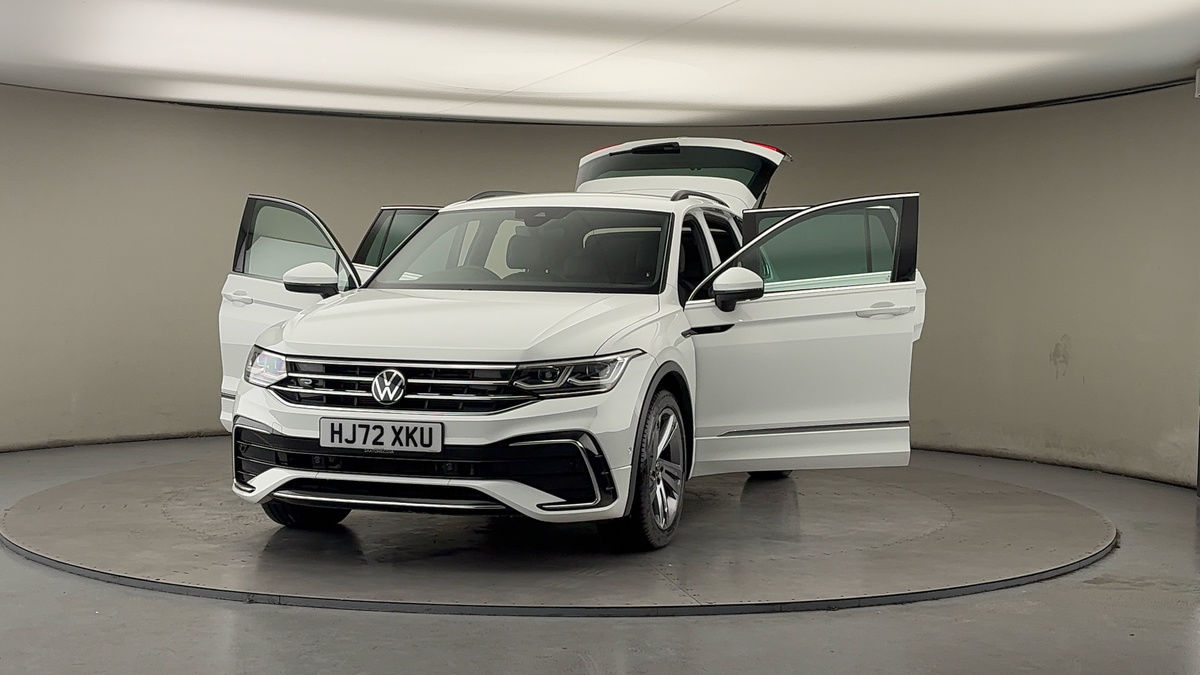 More views of Volkswagen Tiguan