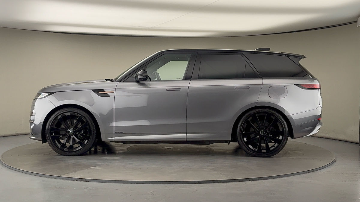 Land Rover Range Rover Sport Image 15