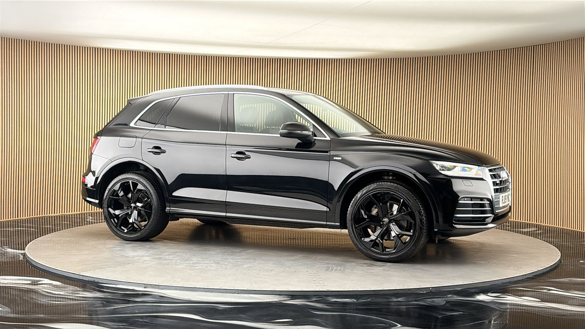 More views of Audi Q5
