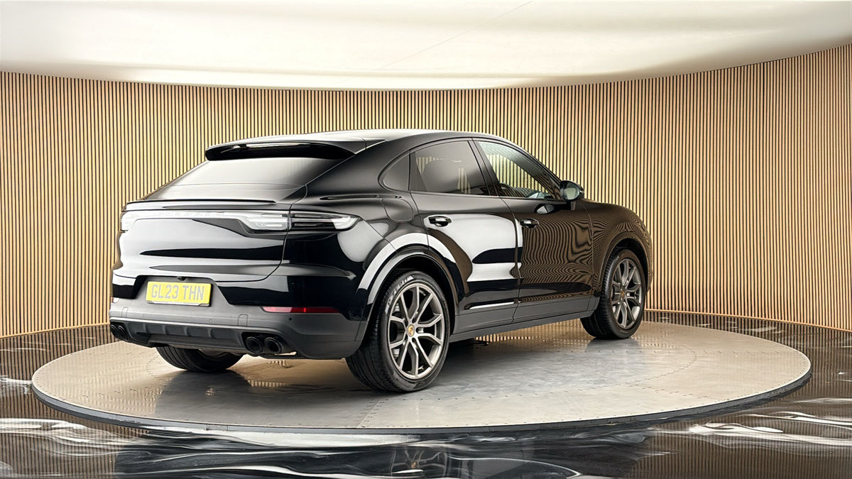 More views of Porsche Cayenne