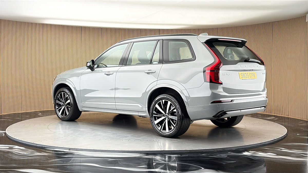 More views of Volvo XC90