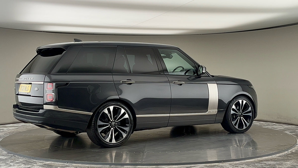 More views of Land Rover Range Rover