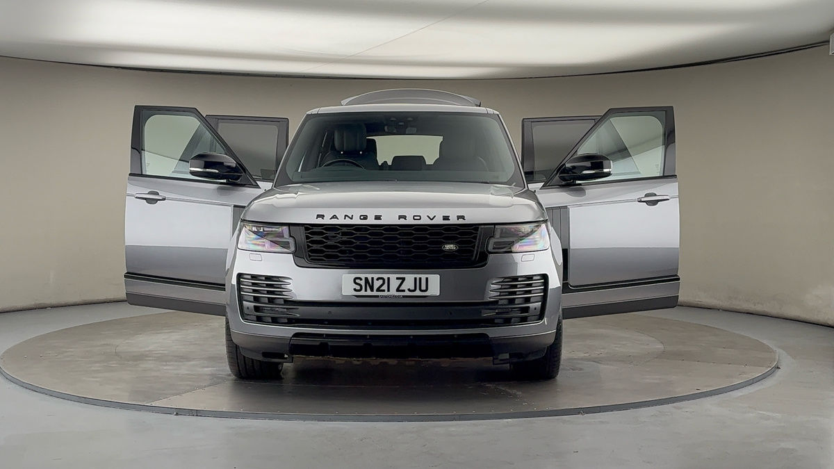 More views of Land Rover Range Rover