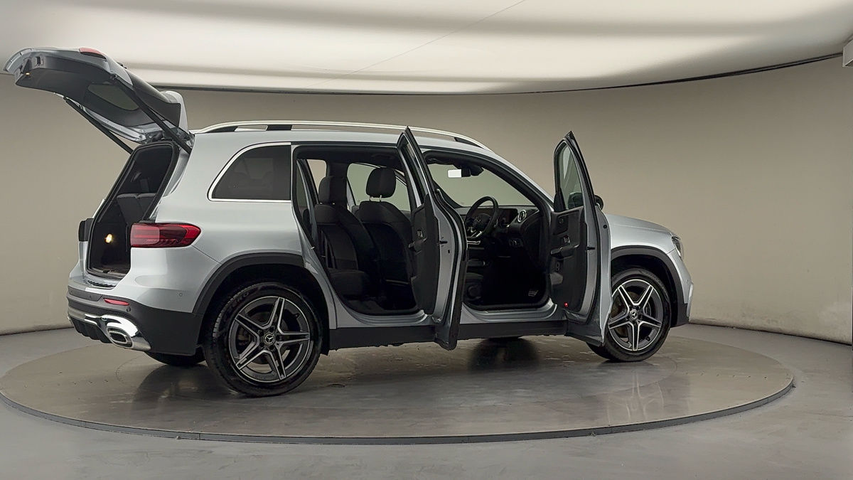 More views of Mercedes-Benz GLB