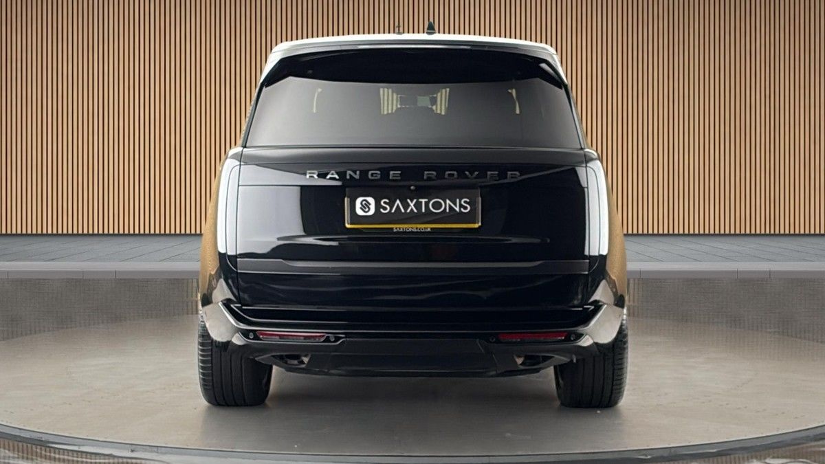 Land Rover Range Rover Image 4