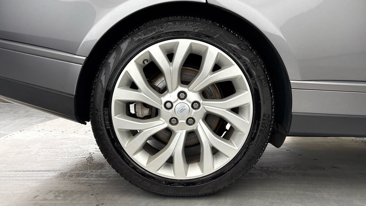 Land Rover Range Rover Image 10