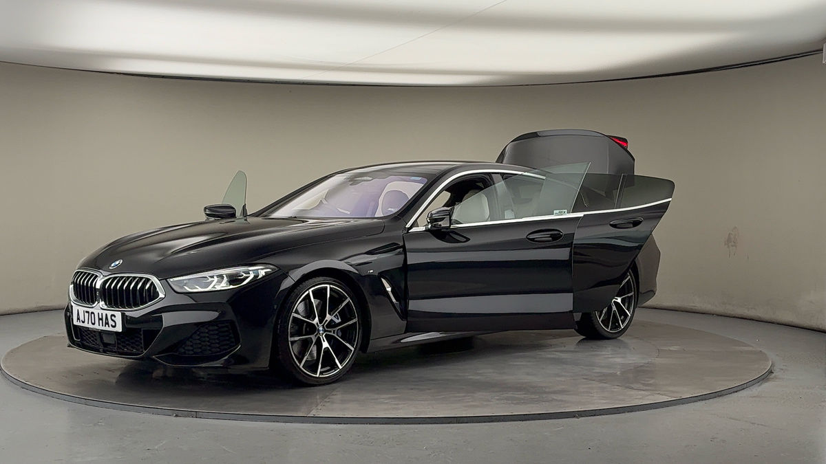BMW 8 Series Image 22