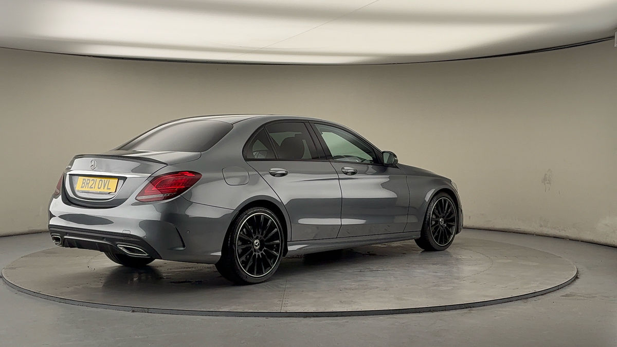 Mercedes-Benz C Class Image 21