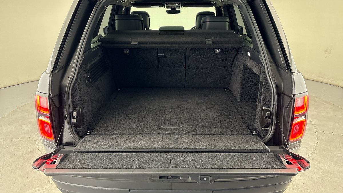 Land Rover Range Rover Image 11