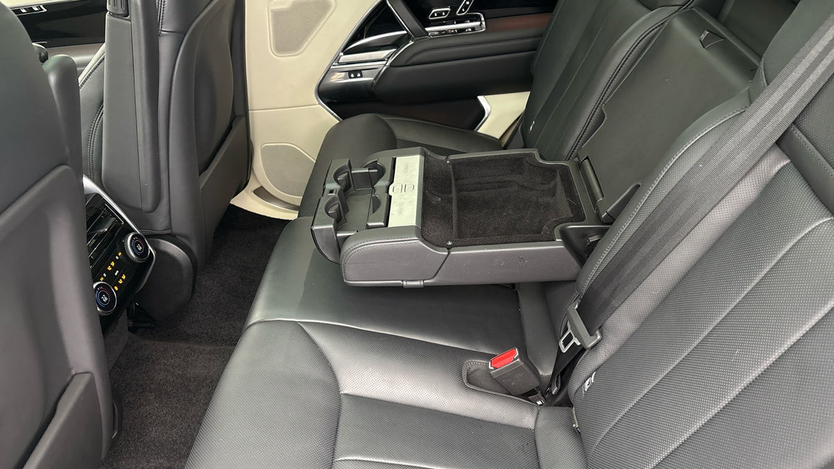 Land Rover Range Rover Image 9