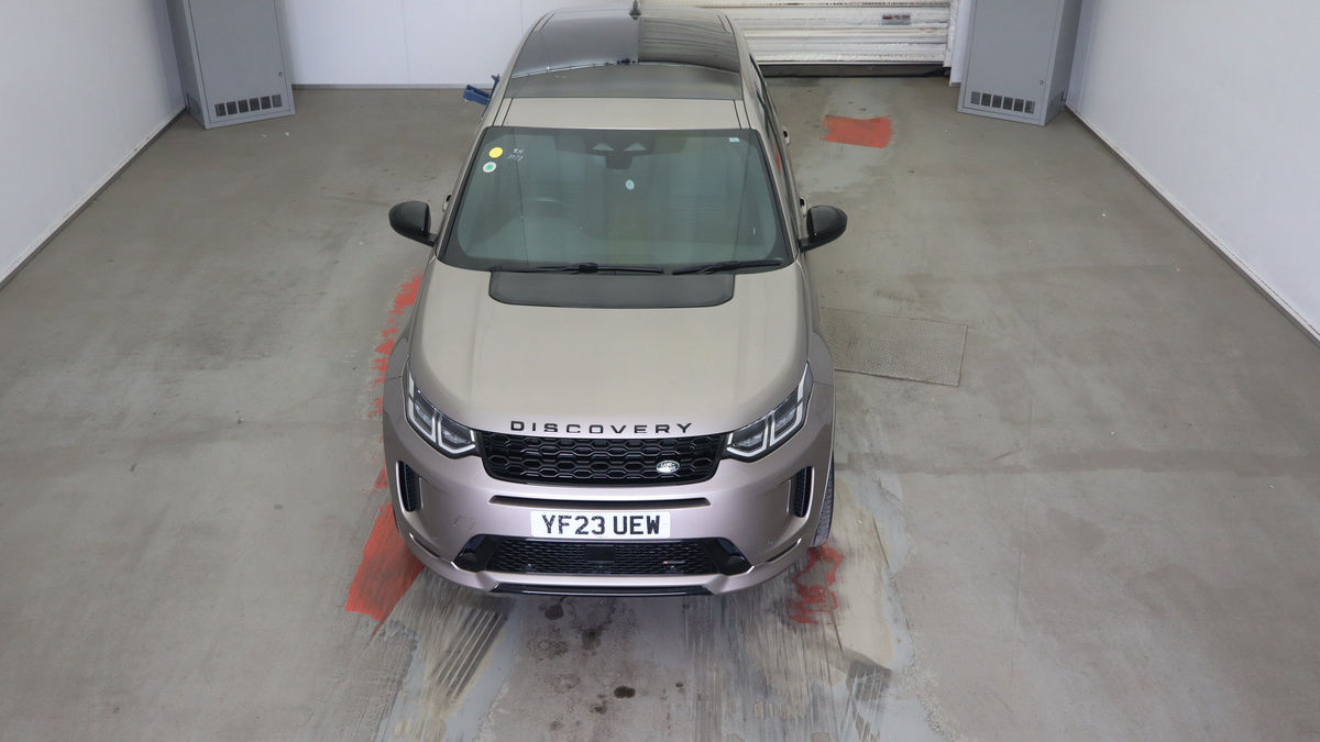 Land Rover Discovery Sport Image 7