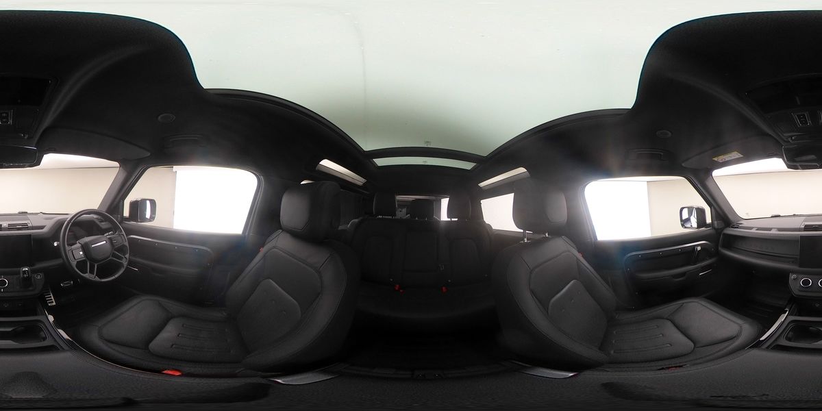 More views of Land Rover Defender 90