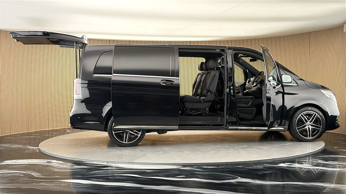 More views of Mercedes-Benz V Class