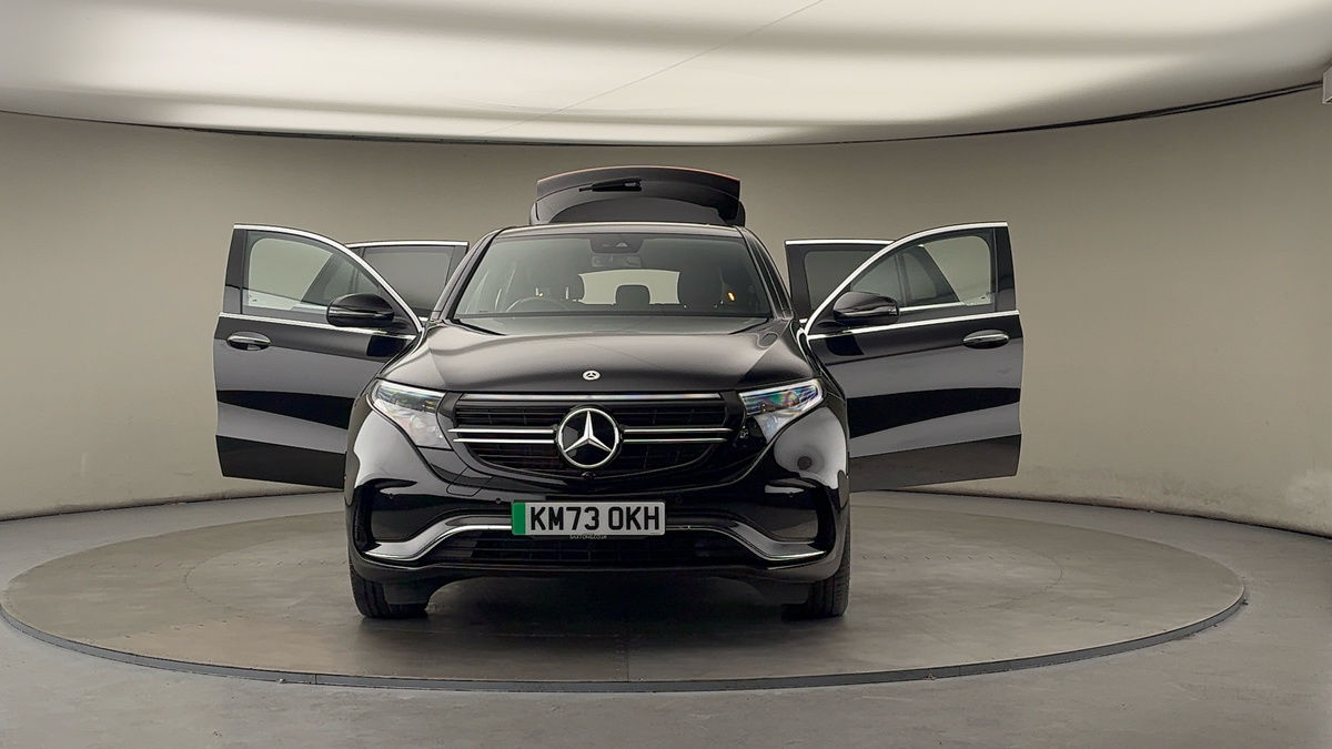 More views of Mercedes-Benz EQC
