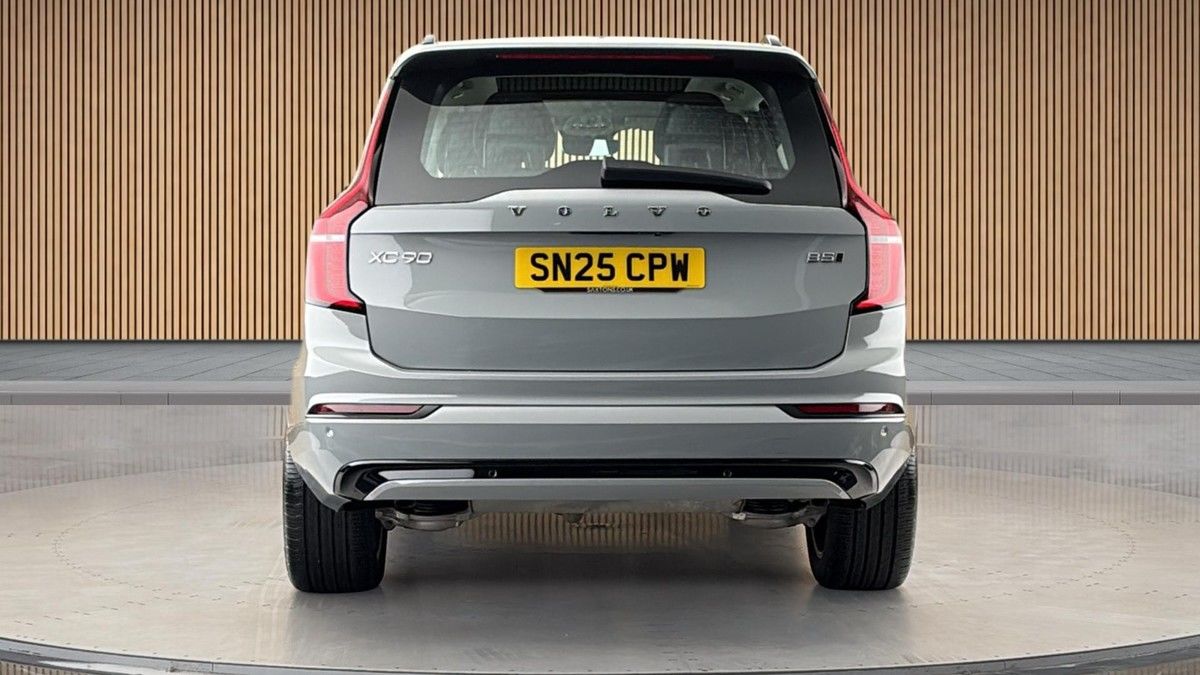 Volvo XC90 Image 4