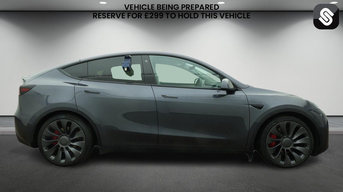 Tesla Model Y Image 5