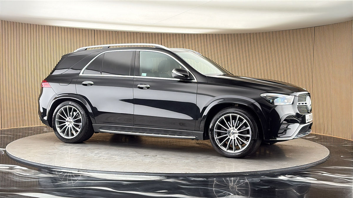 More views of Mercedes-Benz GLE