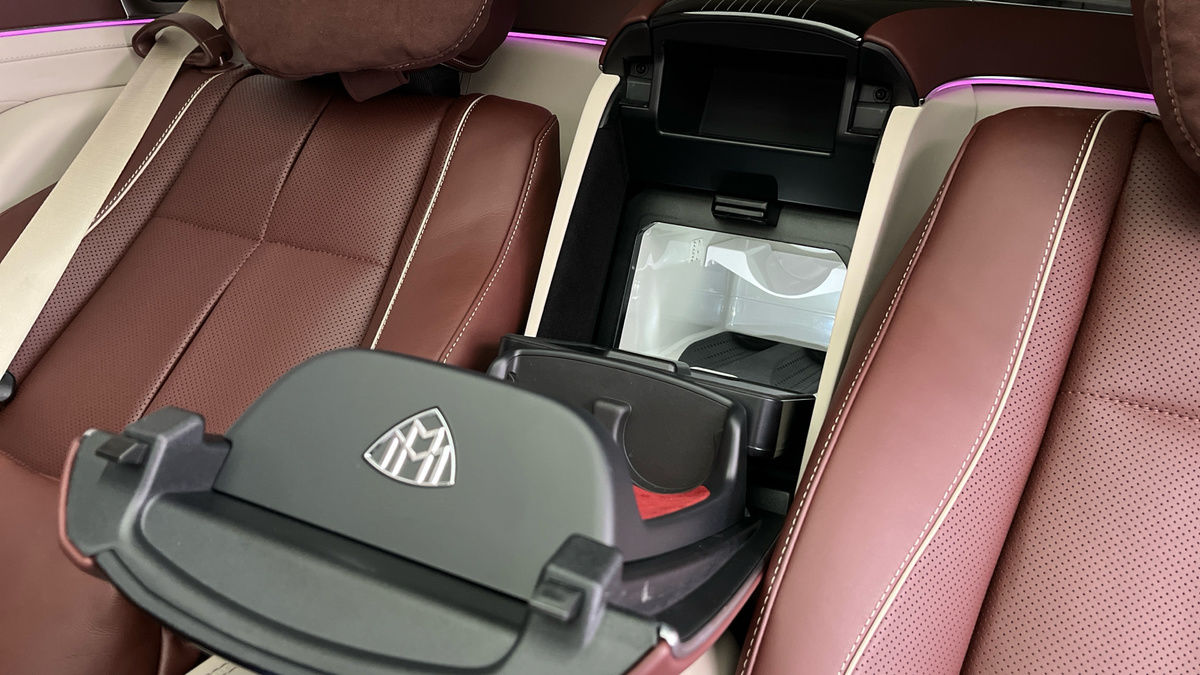 Mercedes-Benz Maybach GLS Image 28