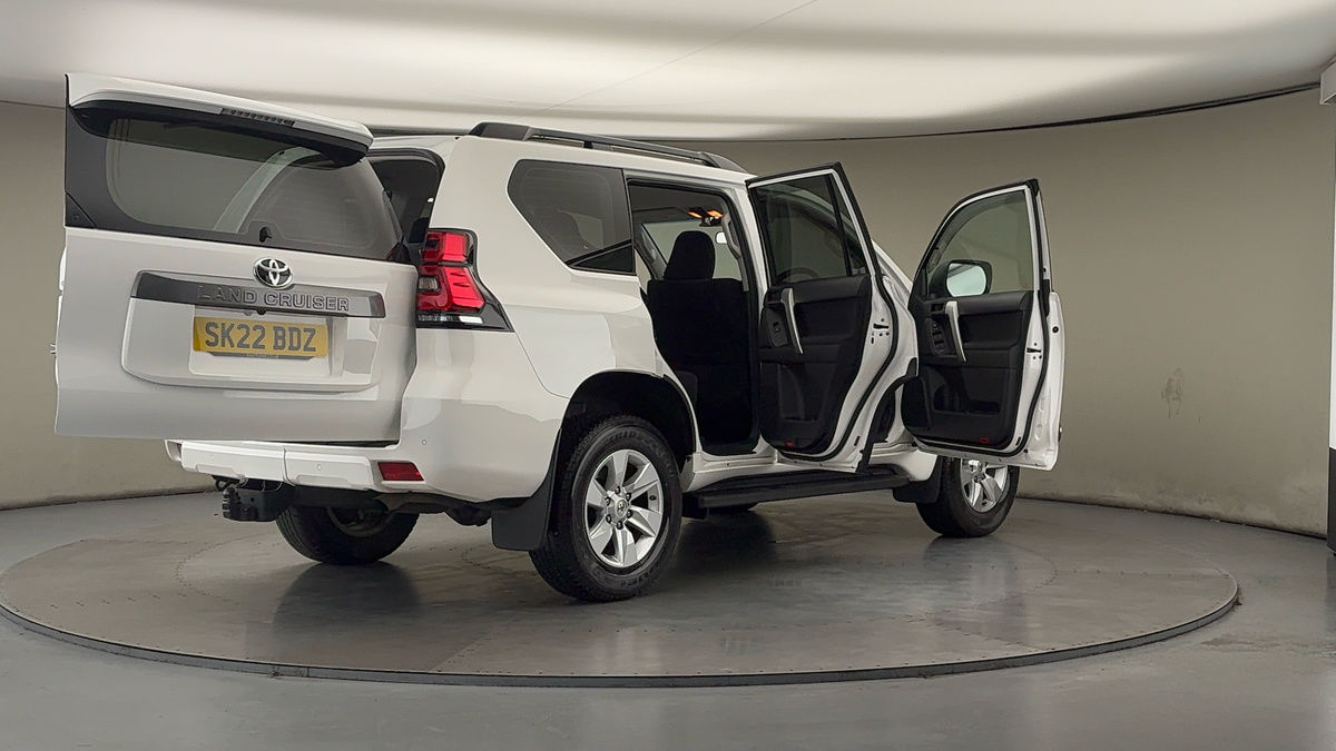 More views of Toyota Land Cruiser