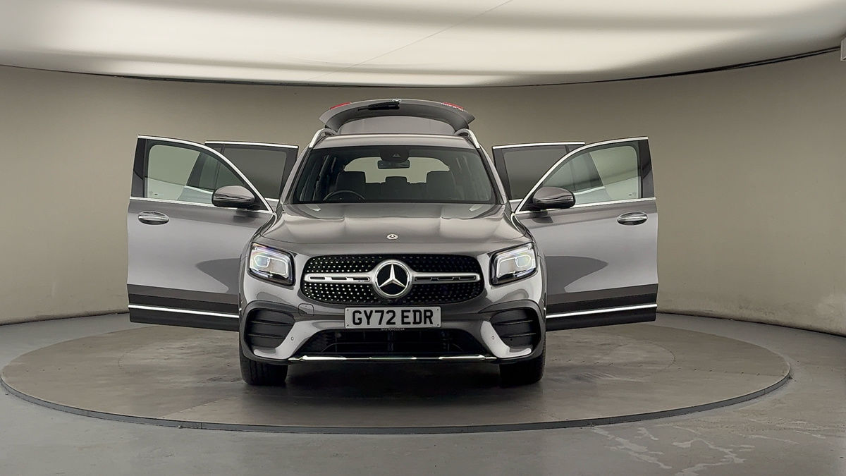 More views of Mercedes-Benz GLB