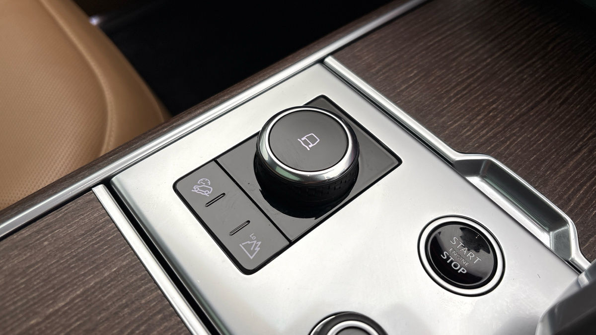 Land Rover Range Rover Image 33