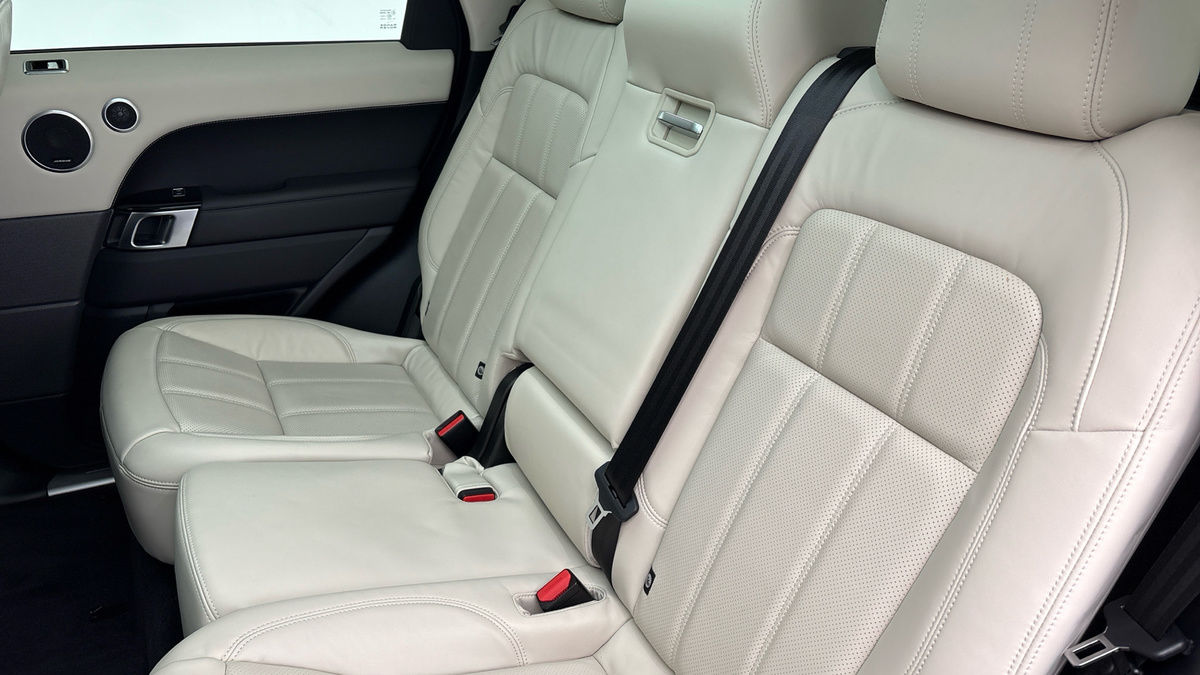 Land Rover Range Rover Sport Image 8