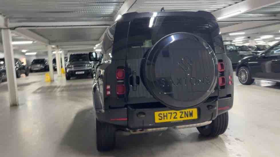 More views of Land Rover Defender 90