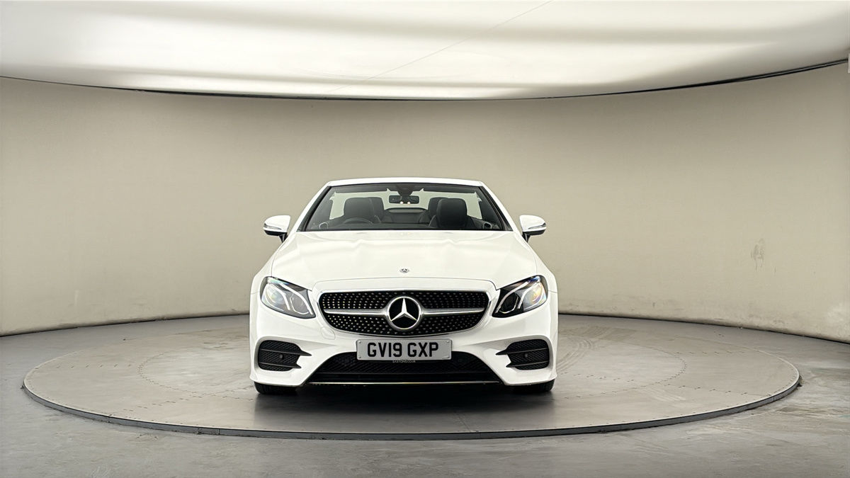 Mercedes-Benz E Class Image 3