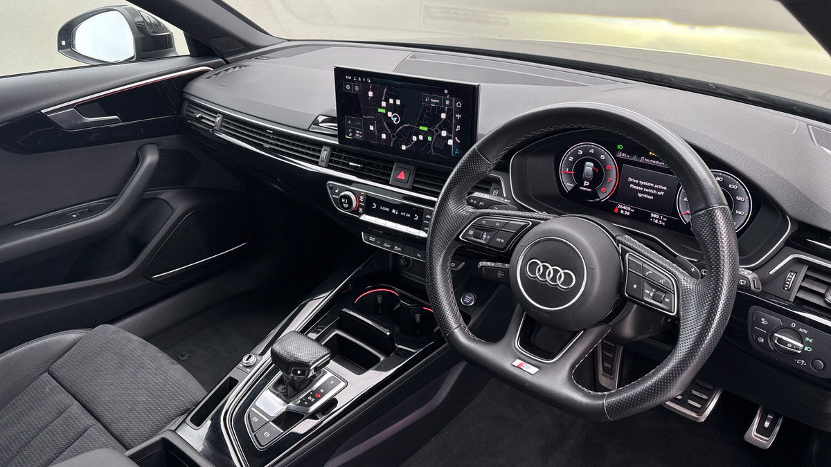 Audi A4 Avant Image 5