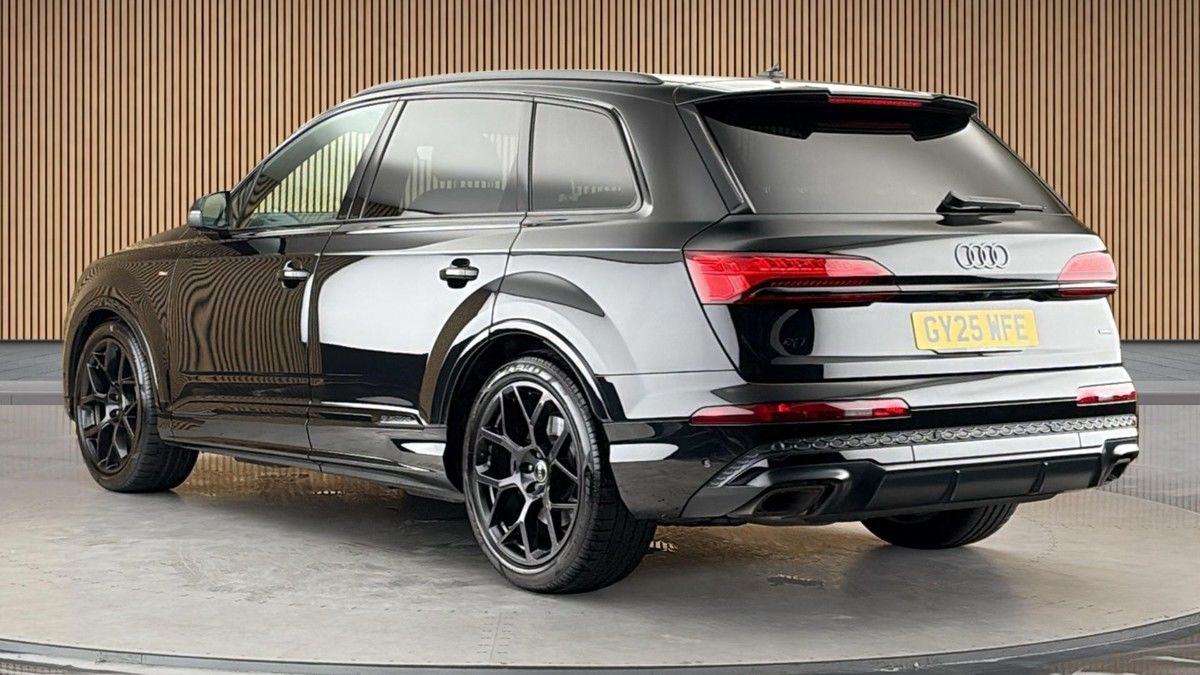 Audi Q7 Image 2
