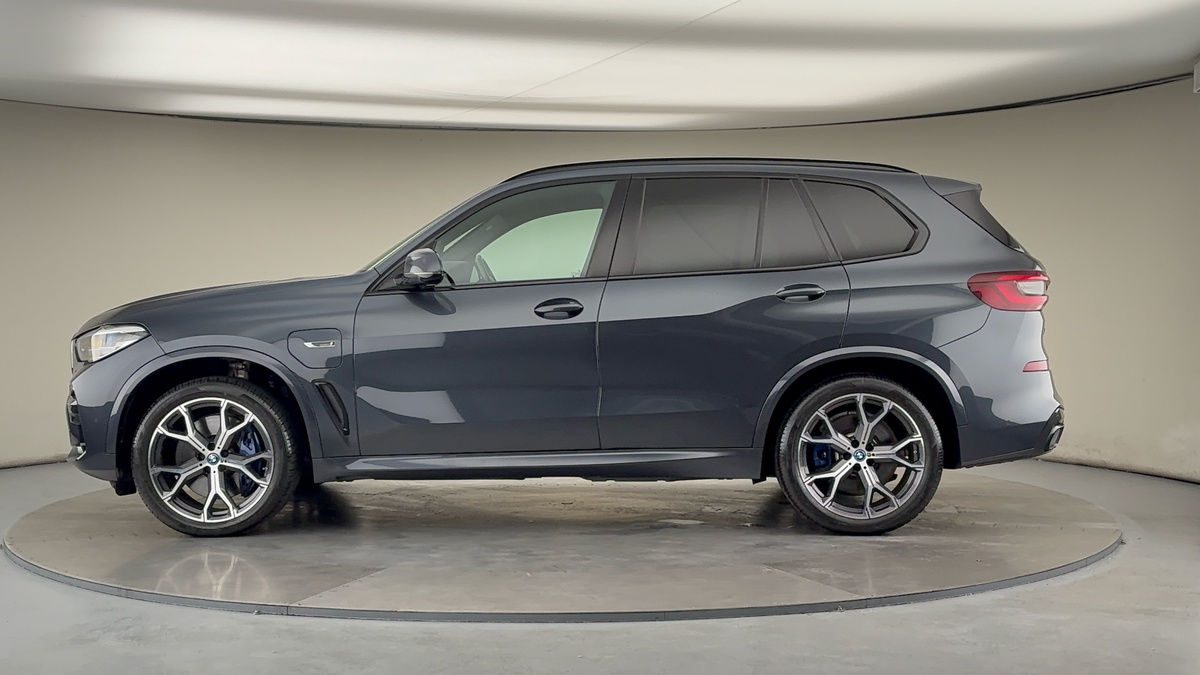 BMW X5 Image 15