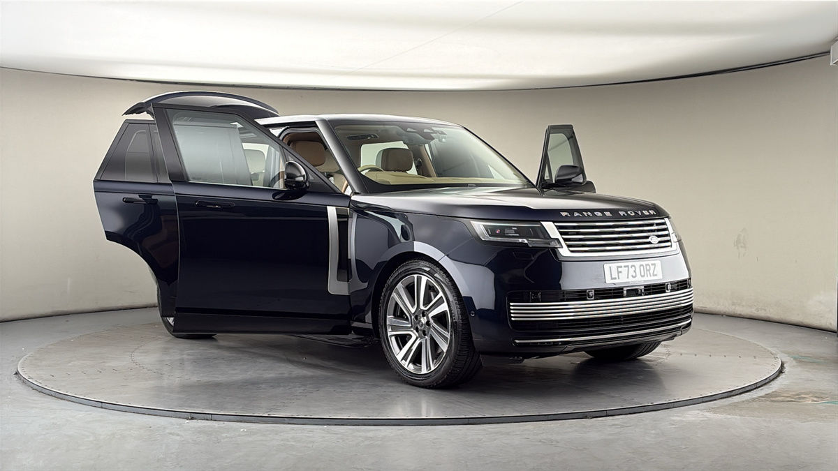 More views of Land Rover Range Rover