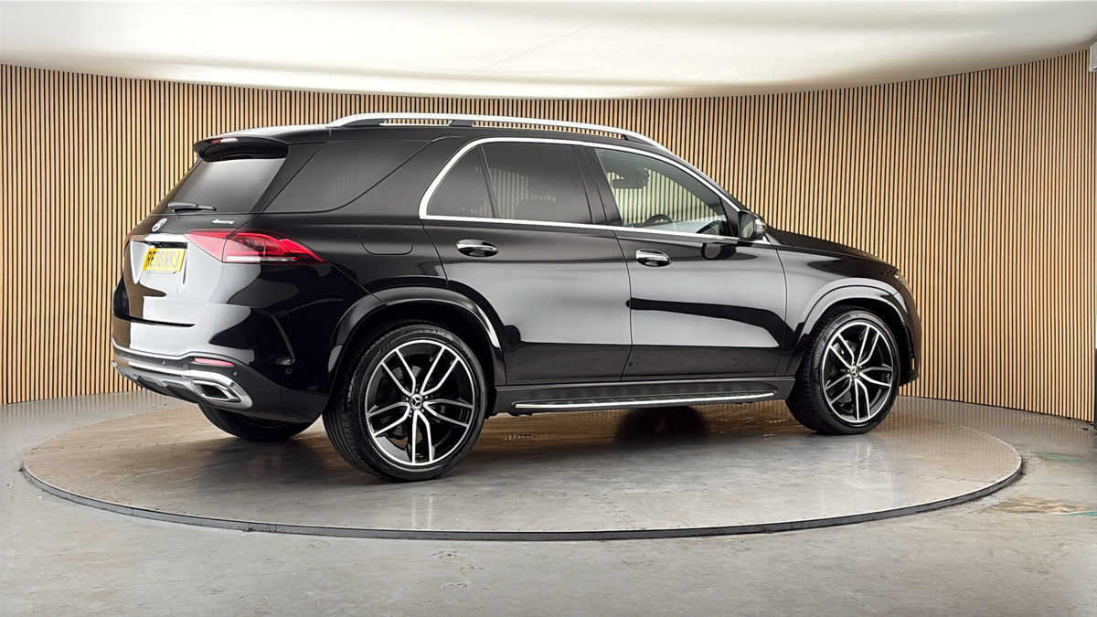 More views of Mercedes-Benz GLE