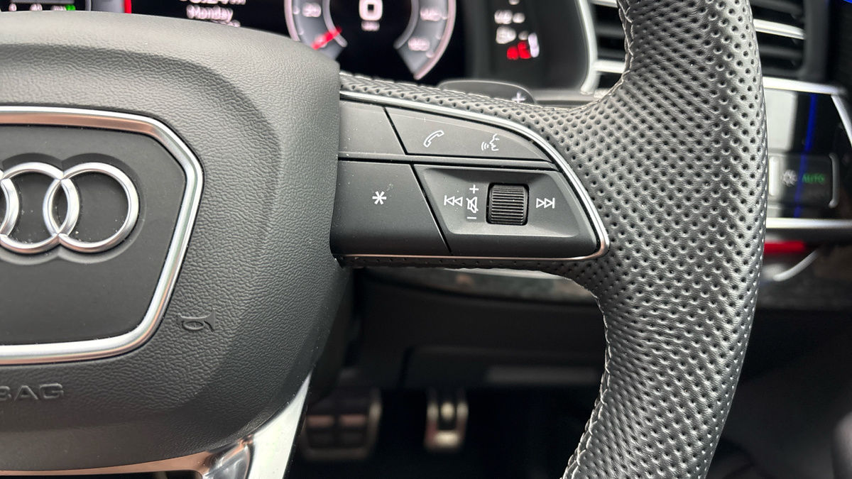 Audi Q8 Image 14