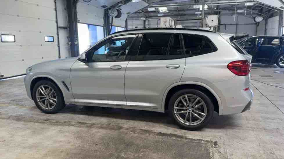 More views of BMW X3