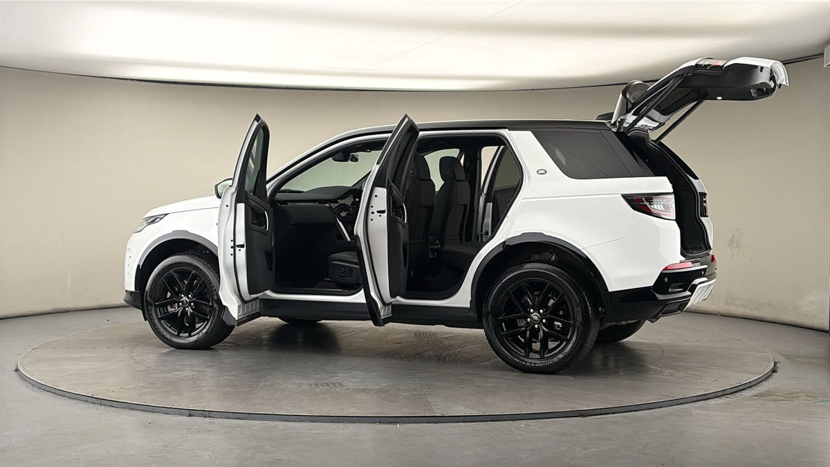 More views of Land Rover Discovery Sport