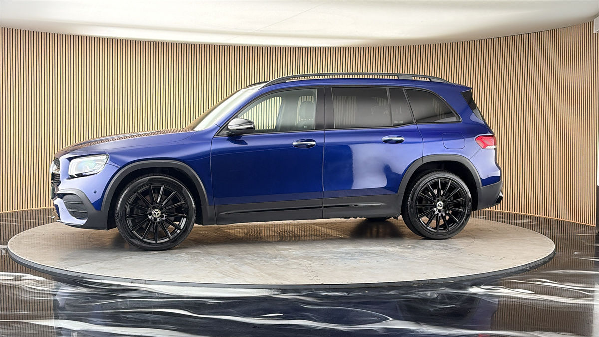 More views of Mercedes-Benz GLB