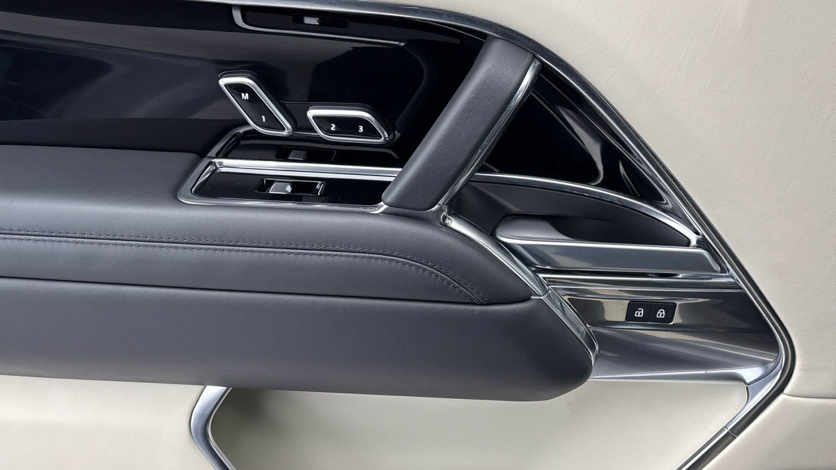 Land Rover Range Rover Image 19