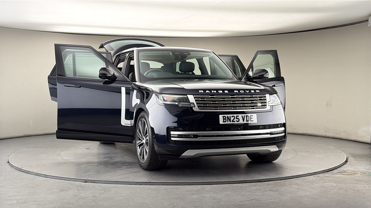 More views of Land Rover Range Rover