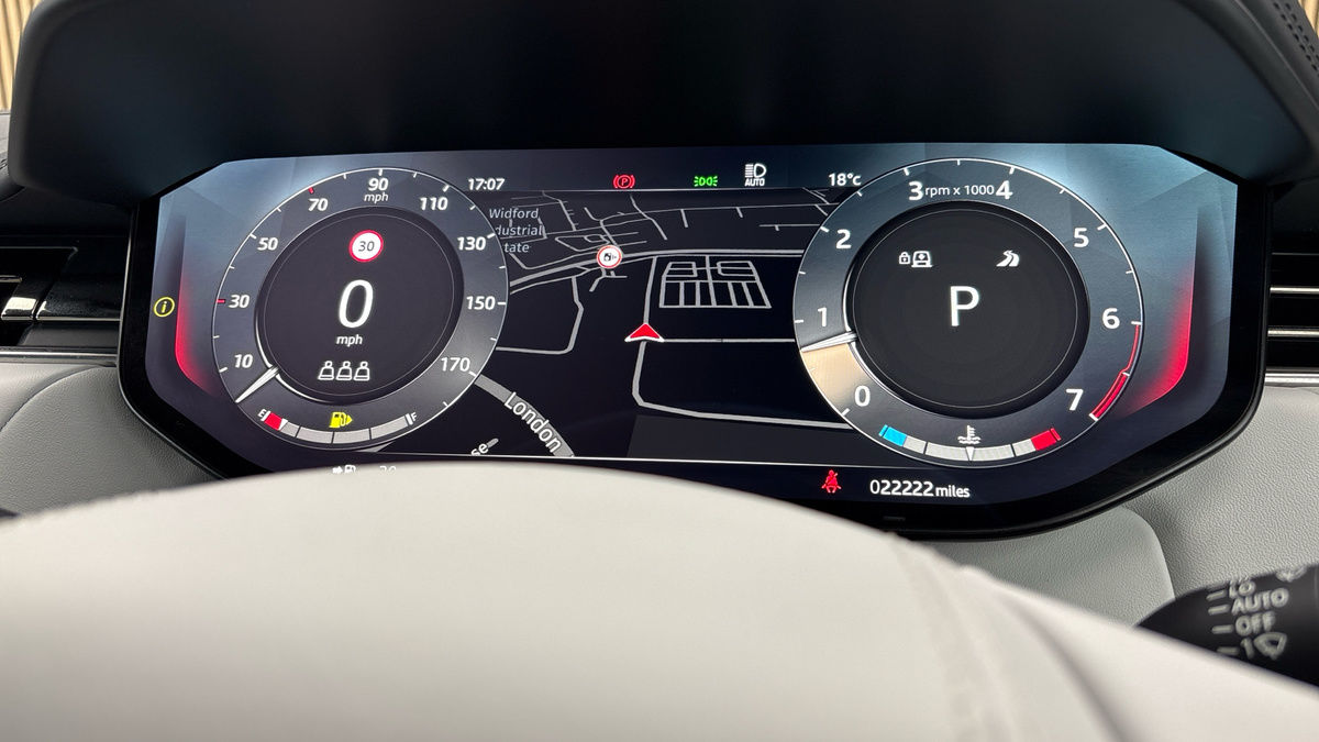 Land Rover Range Rover Sport Image 36