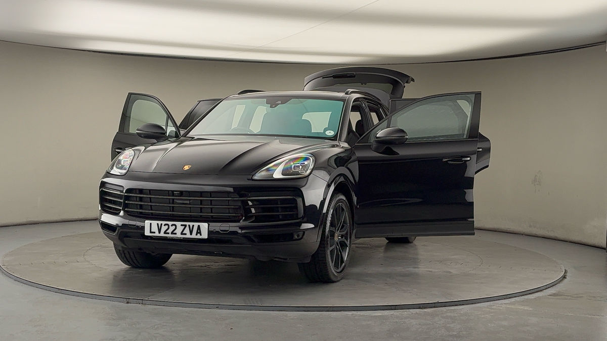 More views of Porsche Cayenne