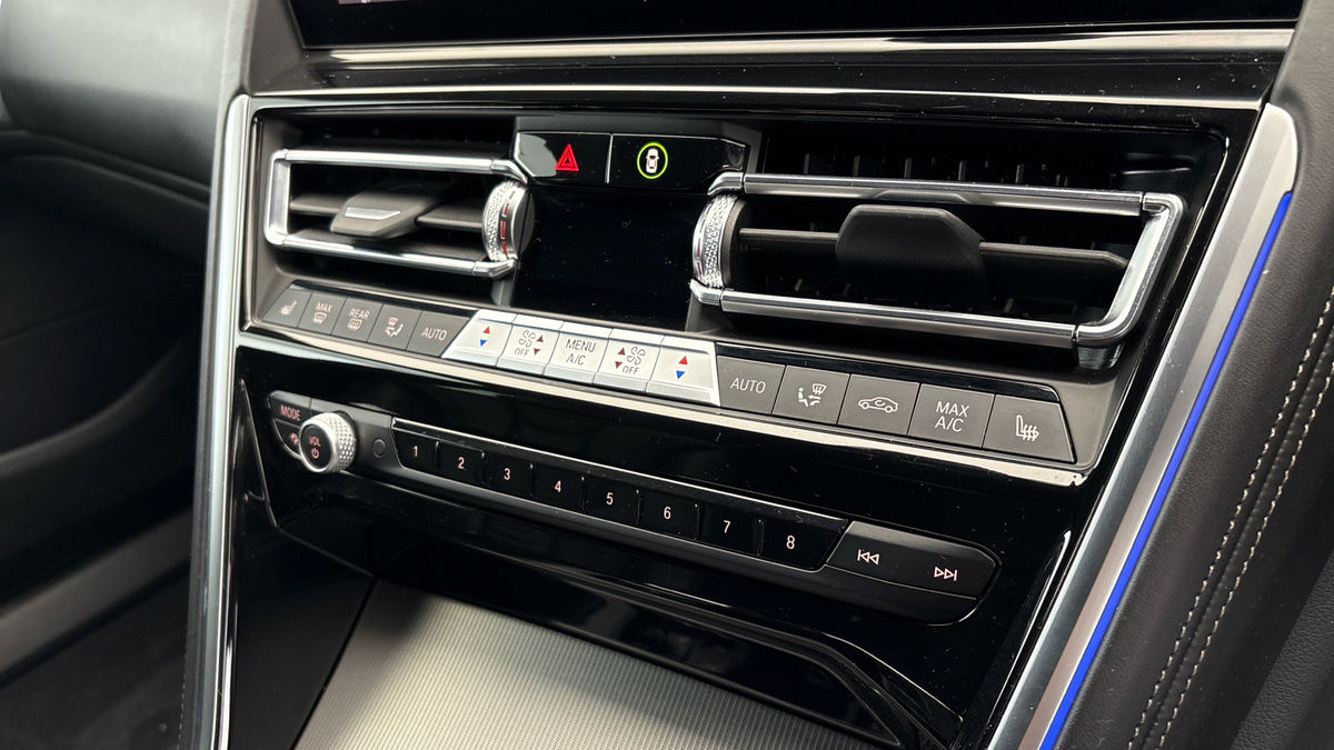 BMW 8 Series Gran Coupe Image 25