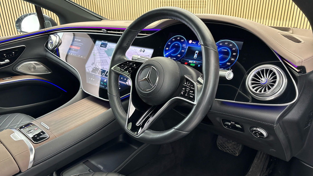 More views of Mercedes-Benz EQS