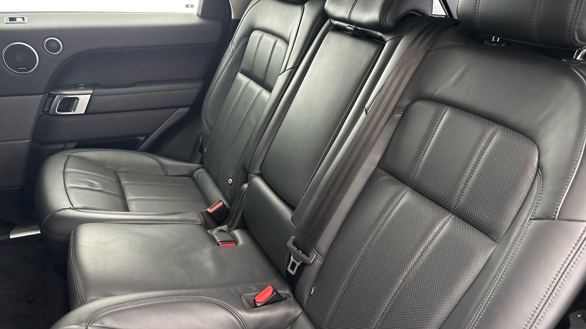 Land Rover Range Rover Sport Image 8