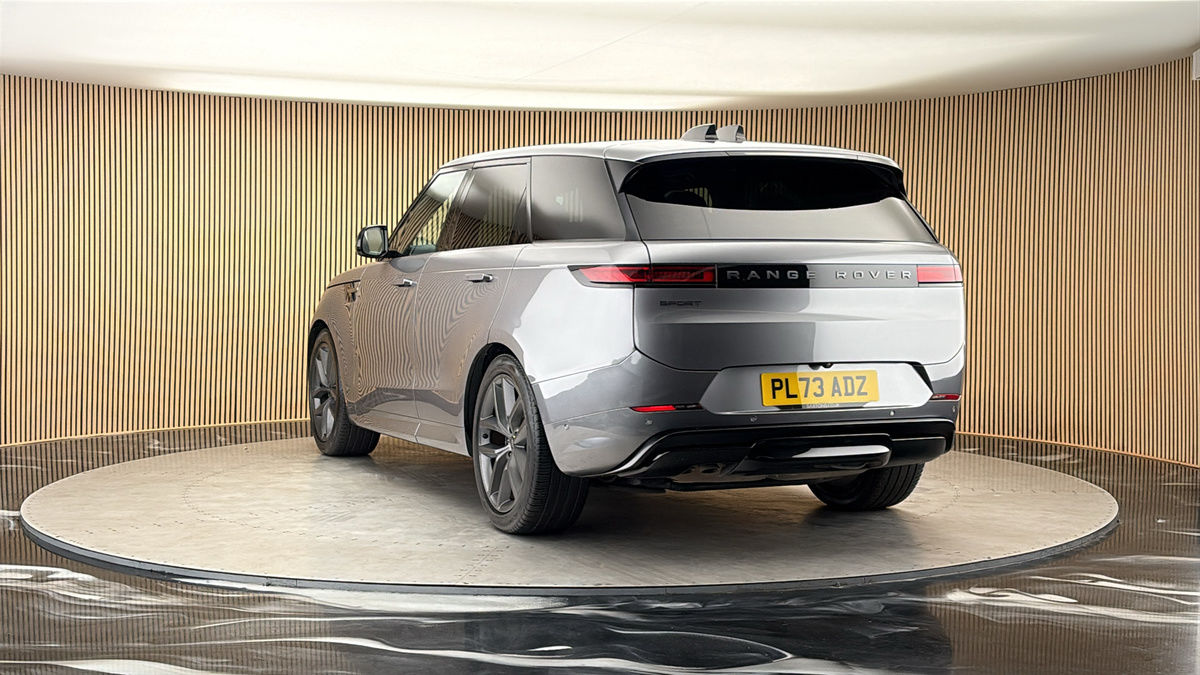 More views of Land Rover Range Rover Sport
