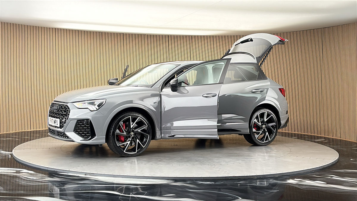 More views of Audi RS Q3