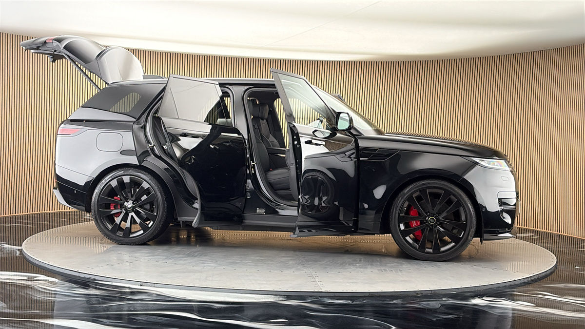More views of Land Rover Range Rover Sport
