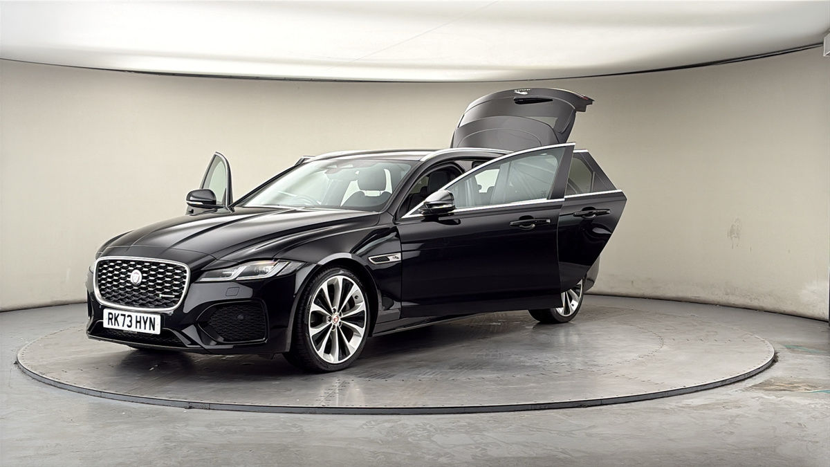 More views of Jaguar XF