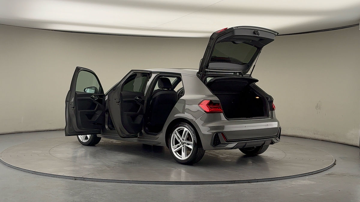 More views of Audi A1